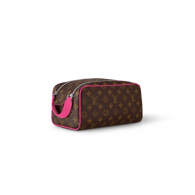 LOUIS VUITTON DOPP KIT M12641 (28*16.5*15cm)